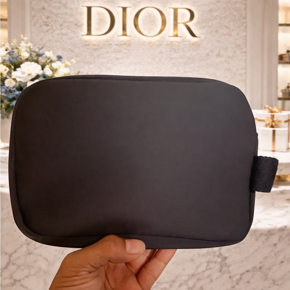 Dior Men's Deep Blue Toiletry Bag - Picture 2 of 2